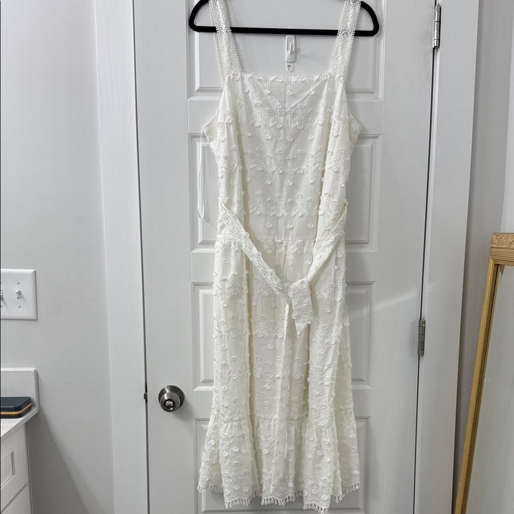 Zara White Floral Embroidered Midi Dress